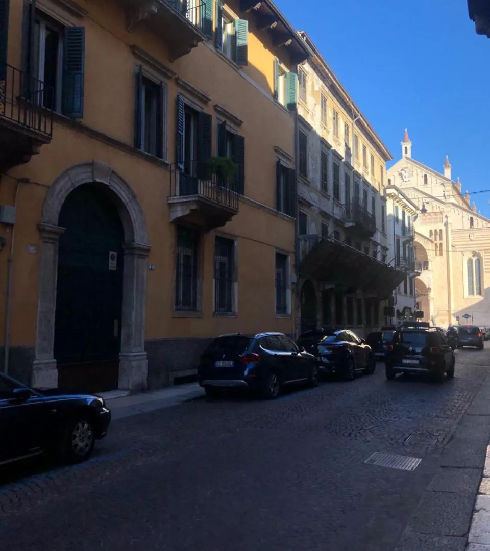 Duomo Apartment Verona Italy