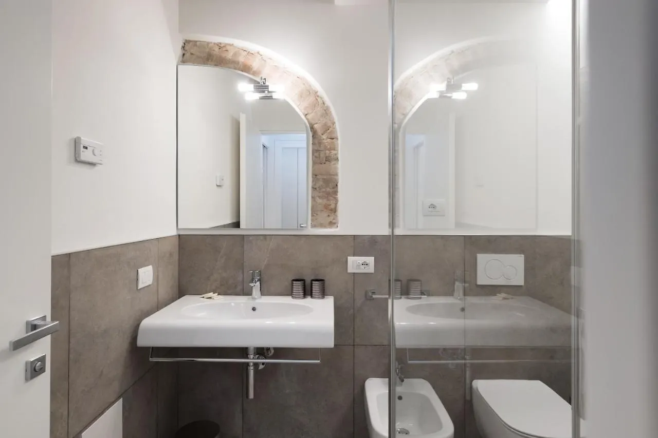 Duomo Apartment Verona 0*,  Italy